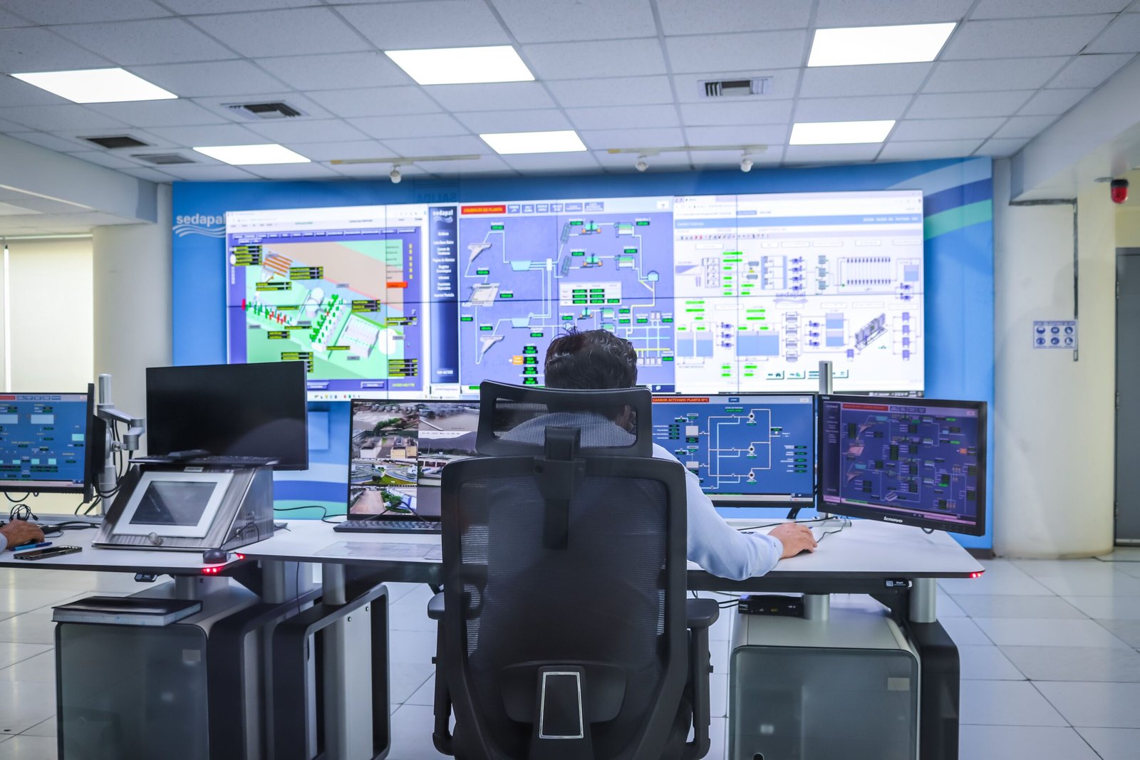 A professional aerospace data journalism photograph capturing complex satellite telemetry networks representing how the SpaceX valuation compute scaling infrastructure operates
