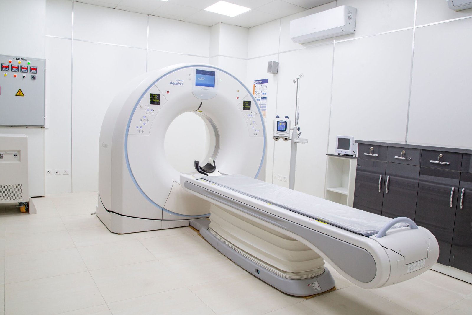 Futuristic high-tech digital X-ray medical imaging detector displaying internal diagnostics